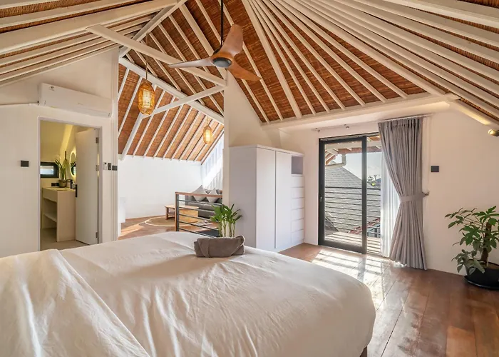Villa Sixteen Bali- Balangan Beach
